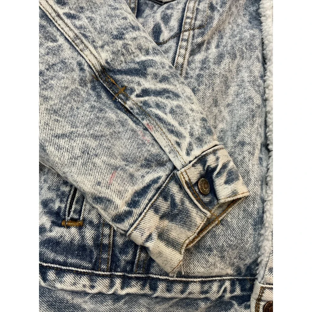 Vintage Levis Sherpa Lined Denim Trucker Jacket Men's Large Blue Made In USA‎